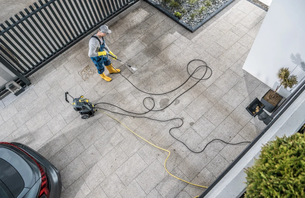 urbanshine-toronto-powerwashing-company-1 Parking lot Power Washing - 12