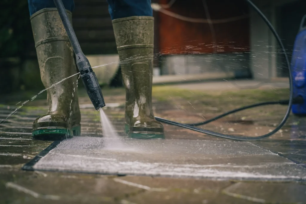 urbanshine-toronto-powerwashing-company-4 Parking lot Power Washing - 10